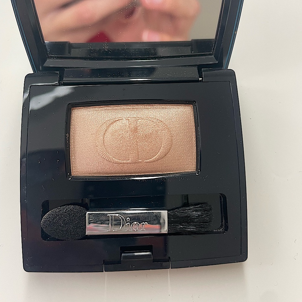 Diorshow eyeshadow, lightly swatched